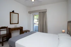 Spathies - Room