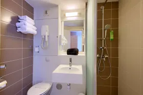 Hôtel Kyriad Libourne Saint Emilion - Salle de bain