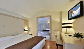 Regal Hotel - Room