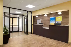 Hotel Bo, a Days Inn by Wyndham Chattanooga Downtown - Réception