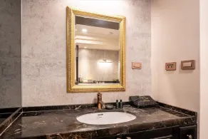 Dream Mansion Hotel - Bathroom