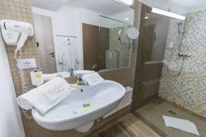 Hotel Casa David - Bathroom