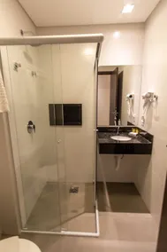 Hotel & Pousada Favareto - Praia dos Ingleses - Bathroom