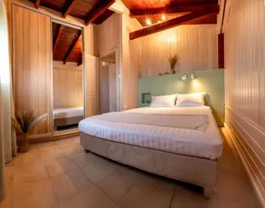 Harmony Sea View Apartment - Zimmer