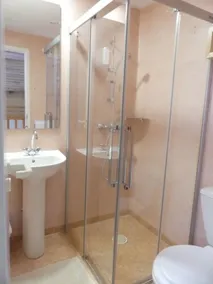 Gîte de Llo - Vue Pyrénées, chambres & PDJ inclus - Bathroom