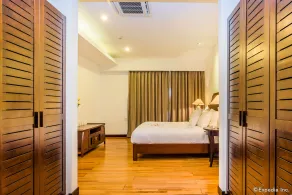 Elegant Suites Westlake - Room