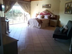 Thabiso Guesthouse - Zimmer