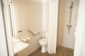 Zenitude Hôtel-Résidences Narbonne Centre - Bathroom