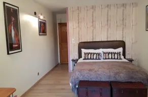 Au Petit Pressoir - Rom