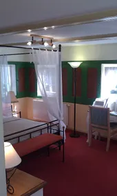 Romantik Hotel Zum Lindengarten - Room