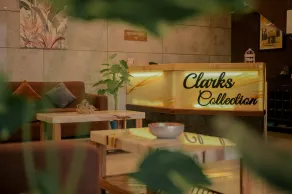 Clarks Collection Lansdowne - Reception