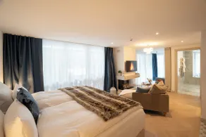Le Mirabeau Resort & Spa - Room