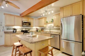 Lakefront Family Home w/ Dock, Views: Pet-friendly - Interiør