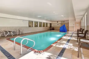 Comfort Suites Georgetown - Piscine