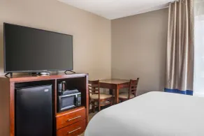 Comfort Inn & Suites Conway - Room
