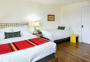 Sherman Lodge - Room