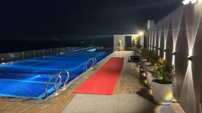 Le Roi Digha - Pool