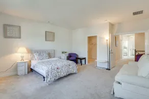 Townhome at Laurel Park: Modern & Spacious Getaway - Interiör