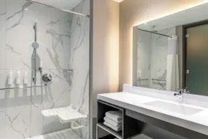 AC Hotel by Marriott Burlington - Salle de bain
