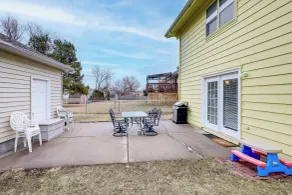 Bring the Family! Suburban Home w/ Yard in Omaha - Interiør