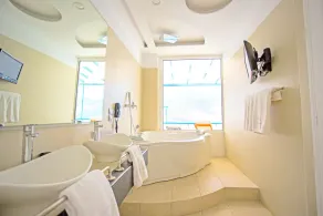 Aegialis Hotel & Spa - Salle de bain