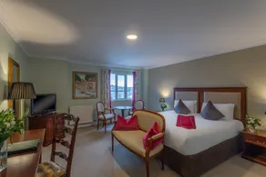 Dooley's Hotel - Room