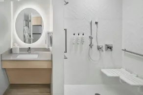 TownePlace Suites by Marriott Lansing North - Salle de bain