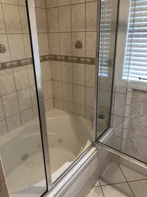 Boxwood Lodge Blowing Rock near Boone-University - Bathroom