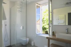 GLYCINES COUNTRY GUESTHOUSE - Badeværelse