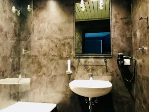 Basekamp Mountain Budget Hotel - Badeværelse