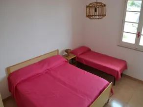 Cosy Apartment Near The Beach With Balcony - Pets Allowed - Værelse