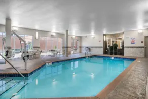 AmericInn by Wyndham Winona - Piscine