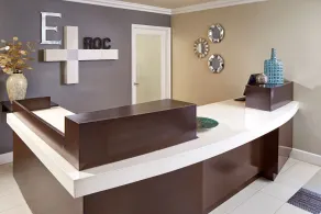 Eden Roc Inn & Suites near the Maingate - Reception