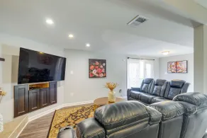 Pet-friendly Woodbridge Retreat Near Potomac Mills - Interiör