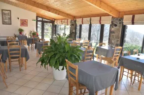 Logis Hôtel-restaurant La Mère Biquette - Restaurant