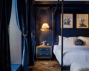 The Highliner Hotel - Chambre