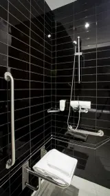 Holiday Inn Express Lisbon Airport by IHG - Badezimmer