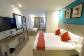 Legazpi Tourist Inn - Chambre