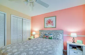 Waterfront Hernando beach house on deep water canal w/dock, fishing, kayak - Interiör