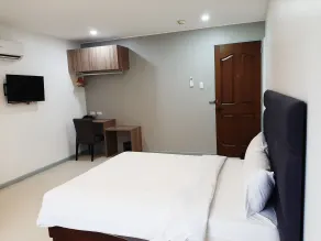 Anex Hotel near Roxas Boulevard - Room