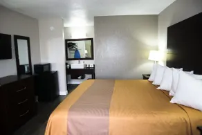 Days Inn by Wyndham Moulton - Rom