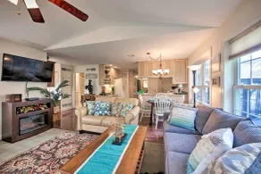 9 Mi to Midtown Harrisburg: Cottage w/ Deck - Interiør