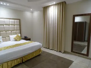 Comfort Inn Al Yarmouk - Room
