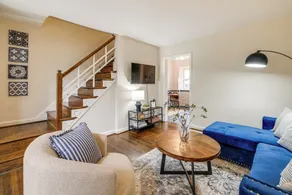 1 Mi to Old Town Alexandria: Townhome w/ Patio - Interni