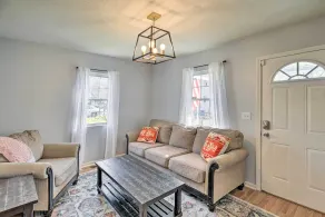 Pet-friendly Charleston Home w/ Fenced Yard! - Interiör