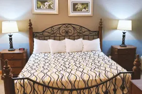 Coratel Inn & Suites By Jasper McCook  - Rum