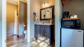 Dodge Peak Lodge - Bathroom