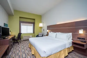 Holiday Inn Express and Suites Quakertown - Allentown Area by IHG - Room