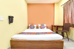 Hotel O Beleghata Formerly Santoshi Banquet And Marriage Hall - Room