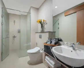 The Reiz Suites, ARTOTEL Curated - Badeværelse